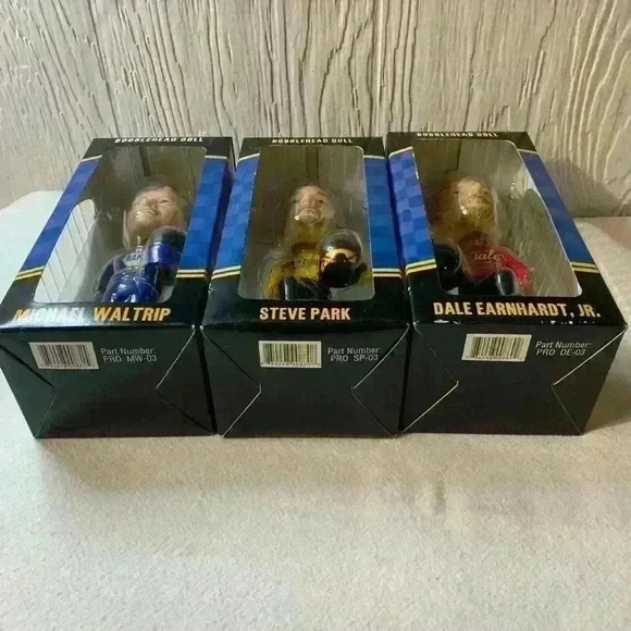 Nascar Bobble heads (set of 3) in pkgs, Dale Earnhardt, Steve Park, Michael Walt - Picture 9 of 12